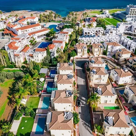 Crystalia - 350m From Kalamies Holiday home